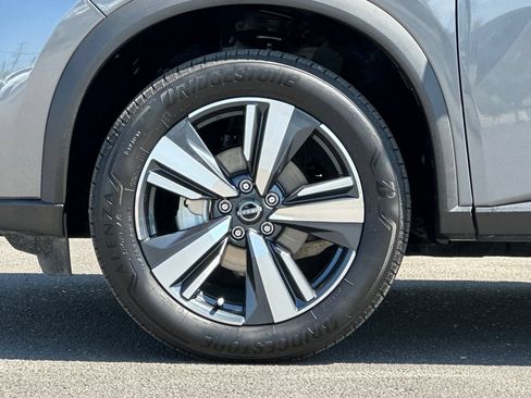 Used 2026 Nissan Rogue SL AWD/4WD image 26