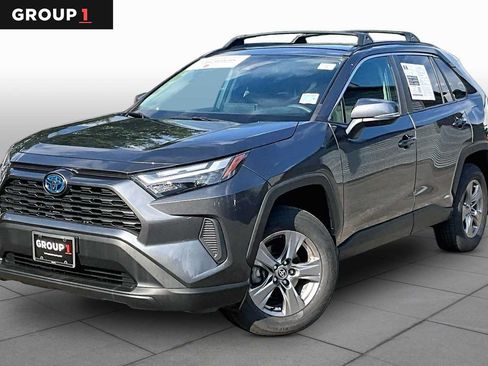 Certified 2023 Toyota RAV4 XLE w/ Convenience Package AWD/4WD image 1