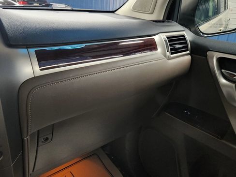 Used 2016 Lexus GX 460 Luxury image 38