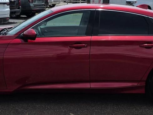 Used 2018 Honda Accord LX image 6