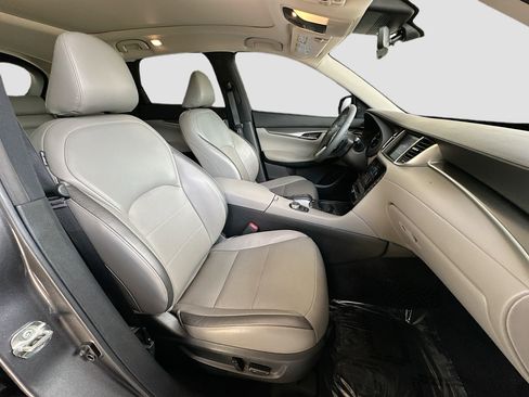Used 2023 INFINITI QX50 Luxe w/ Cargo Package image 29