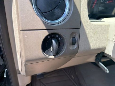 Used 2004 Ford F150 4x4 SuperCrew image 32