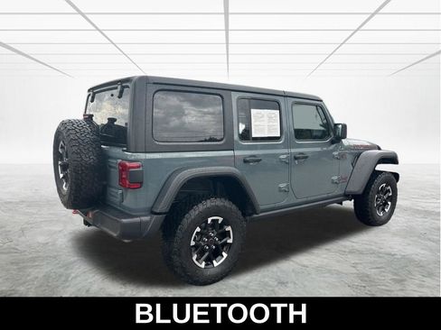 Used 2025 Jeep Wrangler Unlimited Rubicon AWD/4WD image 5