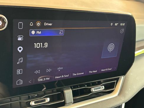 Used 2025 Chevrolet Equinox LT FWD image 18