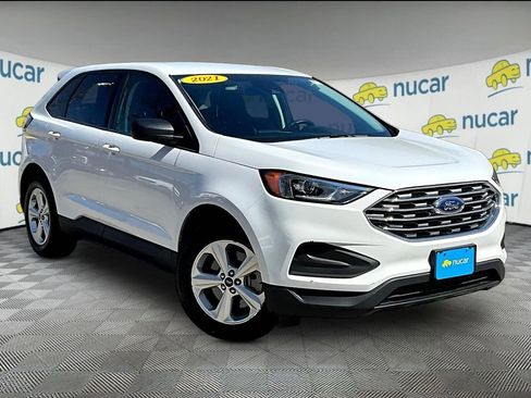 Used 2021 Ford Edge SE image 1