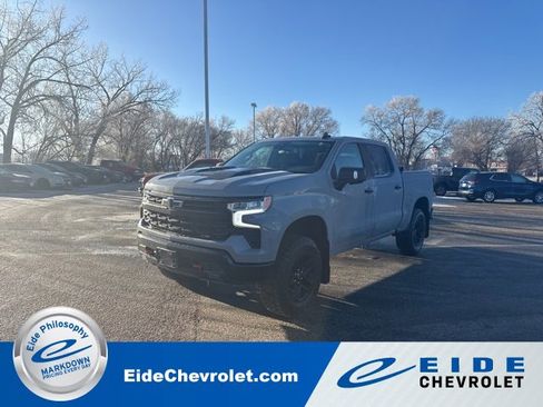 Used 2024 Chevrolet Silverado 1500 LT Trail Boss w/ LT Trail Boss Premium Package image 1