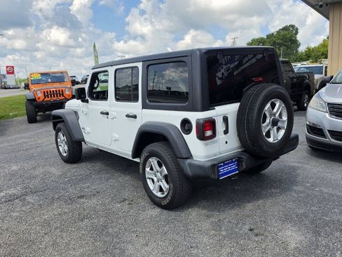 Used 2019 Jeep Wrangler Unlimited Sport S AWD/4WD image 2