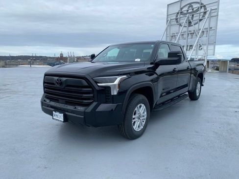 New 2026 Toyota Tundra SR5 AWD/4WD image 5