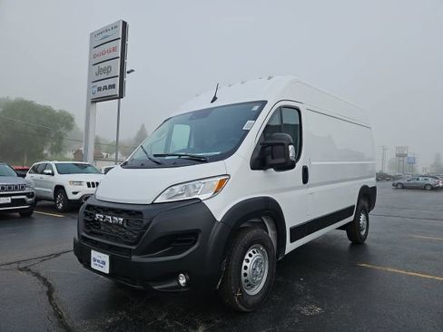 New 2025 RAM ProMaster 1500 w/ Convenience Group FWD image 5