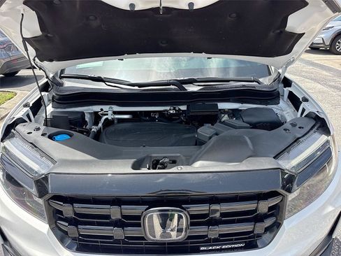 Certified 2024 Honda Ridgeline Black Edition image 36