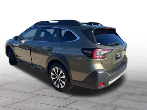 Used 2025 Subaru Outback Limited image 4