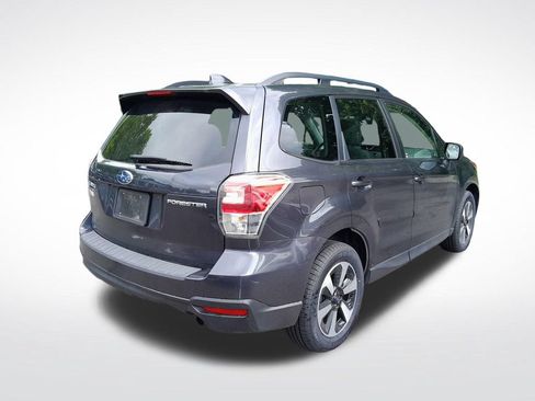 Used 2018 Subaru Forester 2.5i Premium AWD/4WD image 8
