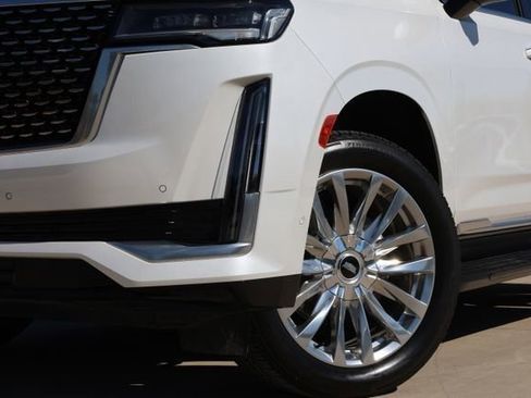 Certified 2024 Cadillac Escalade ESV Premium Luxury image 7