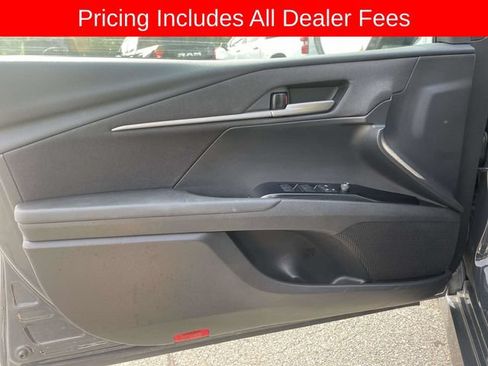 Used 2025 Toyota Camry LE FWD image 18