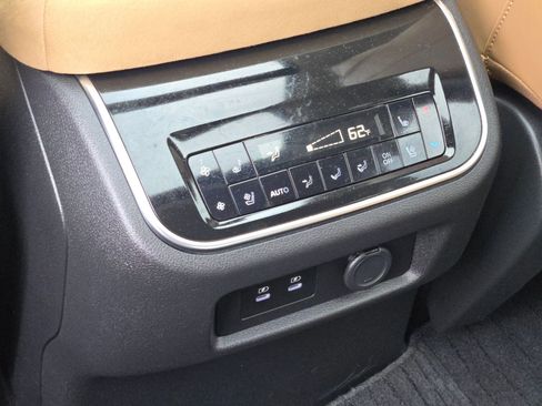 Used 2025 INFINITI QX80 Sensory AWD/4WD image 25