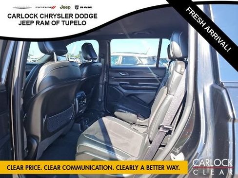 Used 2023 Jeep Grand Cherokee L Altitude AWD/4WD image 9