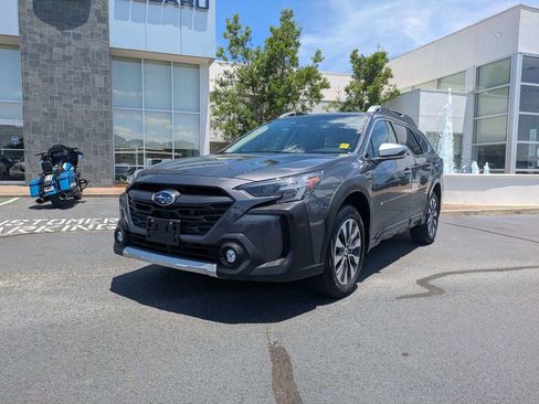 Used 2025 Subaru Outback Touring XT w/ Popular Package #2 AWD/4WD image 9