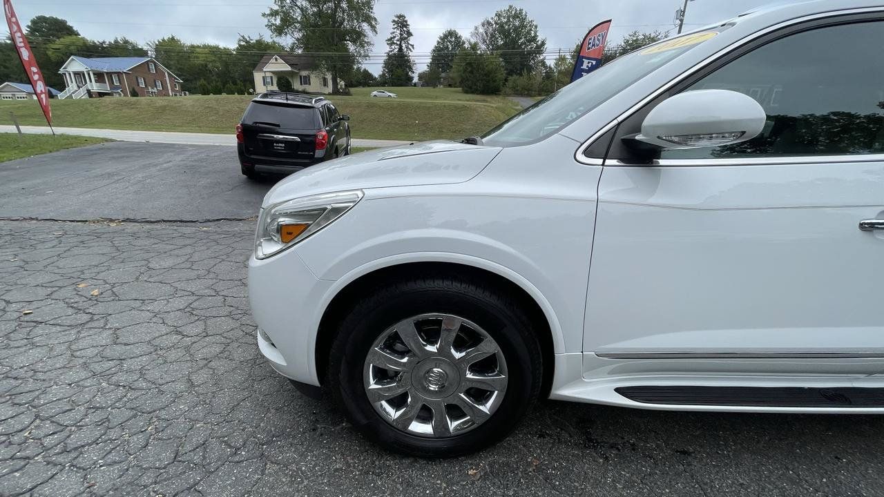 Used 2017 Buick Enclave Leather AWD/4WD image 2