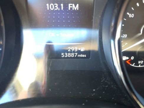 Used 2017 Nissan Rogue Sport SL image 12