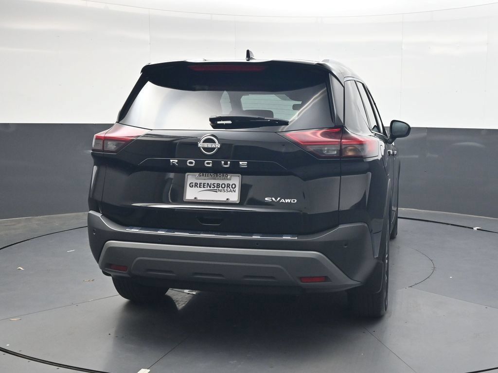 Certified 2023 Nissan Rogue SV w/ SV Premium B Package AWD/4WD image 5