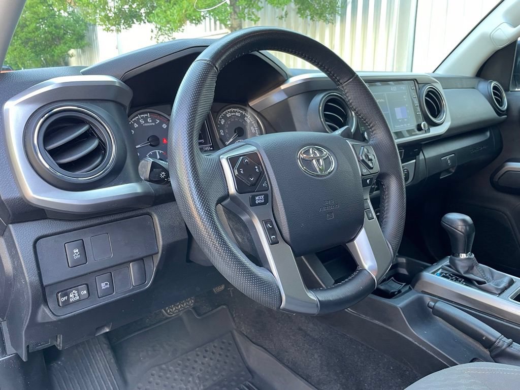 Used 2023 Toyota Tacoma SR5 RWD image 9