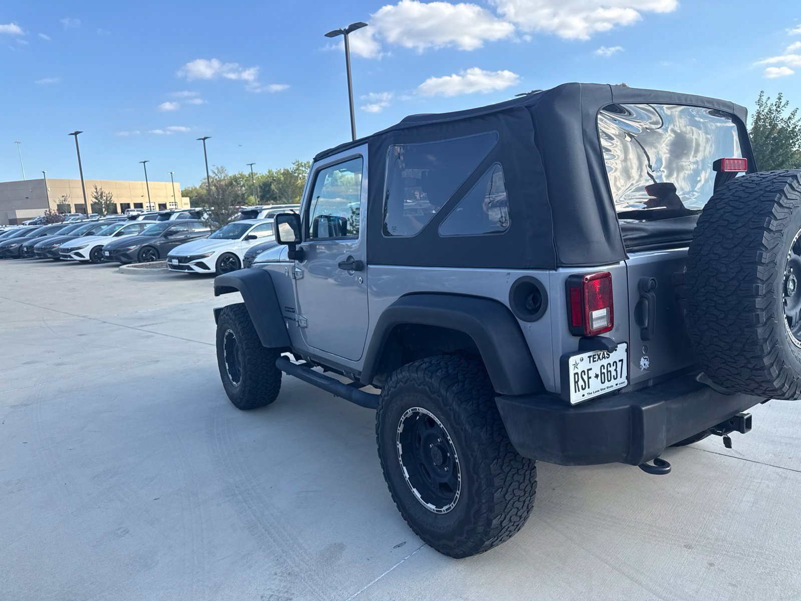 Used 2015 Jeep Wrangler Sport AWD/4WD image 5
