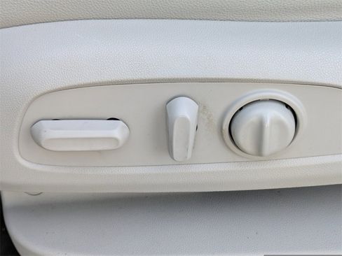 Used 2020 GMC Terrain Denali w/ Denali Premium Package image 26