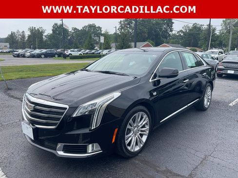 Used 2019 Cadillac XTS Luxury FWD image 1