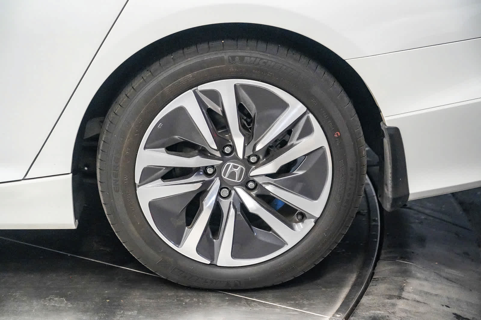 Used 2021 Honda Accord Hybrid image 10