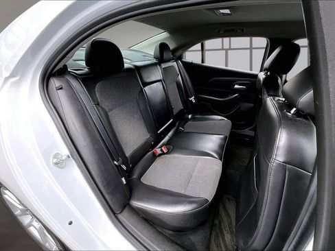 Used 2015 Chevrolet Malibu LT w/ Power Convenience Package FWD image 27