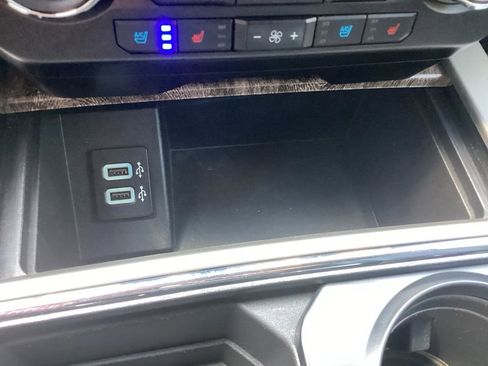 Used 2019 Ford F250 Lariat w/ Lariat Ultimate Package AWD/4WD image 55
