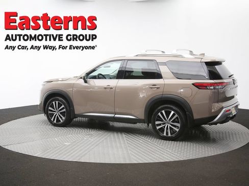 Used 2023 Nissan Pathfinder Platinum w/ Cargo Package AWD/4WD image 65