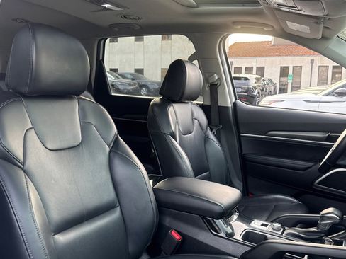 Used 2022 Kia Telluride S image 30