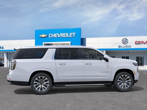 New 2026 Chevrolet Suburban High Country w/ Sun And Tow Package AWD/4WD image 5