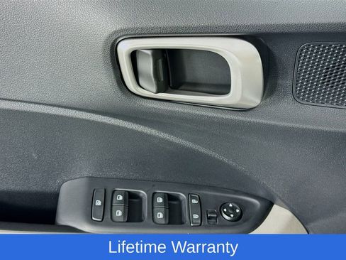 New 2026 Hyundai Venue SEL FWD image 17