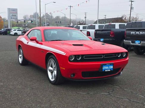 Used 2015 Dodge Challenger R/T w/ Quick Order Package 28D R/T image 7