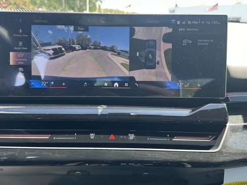 New 2026 BMW 530i xDrive w/ Premium Package AWD/4WD image 27