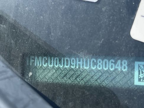 Used 2017 Ford Escape Titanium image 23