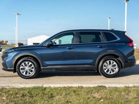 Used 2025 Honda CR-V LX image 4