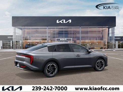 New 2025 Kia K4 EX image 6