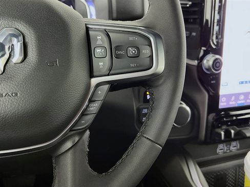 New 2026 RAM 1500 Big Horn AWD/4WD image 16