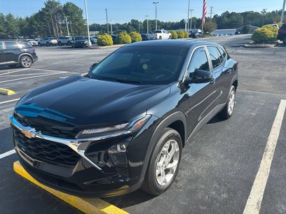 Used 2024 Chevrolet Trax LS w/ LS Convenience Package