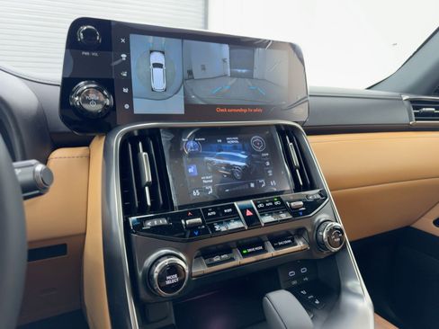 New 2026 Lexus LX 700h Luxury image 23