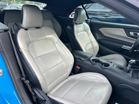 Used 2024 Ford Mustang Premium RWD image 37