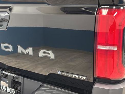 Used 2024 Toyota Tacoma 4x4 Double Cab Hybrid image 38