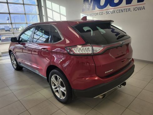 Used 2018 Ford Edge Titanium w/ Ford Safe & Smart Package image 6