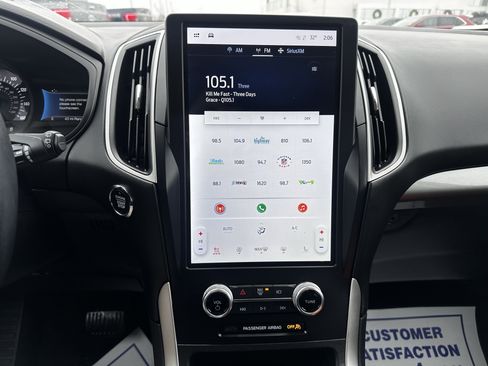 Certified 2024 Ford Edge SEL w/ Convenience Package image 16