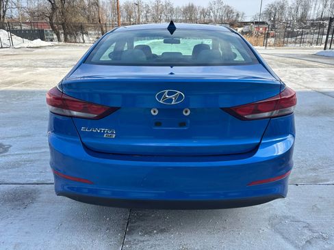 Used 2017 Hyundai Elantra SE FWD image 7