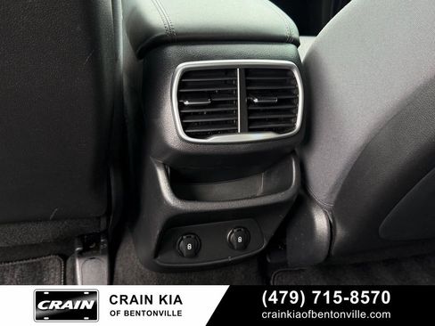 Used 2020 Hyundai Santa Fe SE FWD image 27