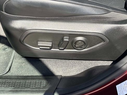 Used 2021 Jeep Grand Cherokee L Limited w/ Luxury Tech Group II image 10